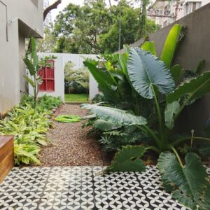 Wind Chimes Apartments, Race Course